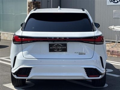صورة 4 لـ 2024 Lexus RX