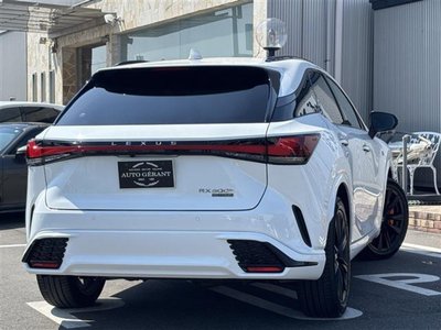 صورة 2 لـ 2024 Lexus RX