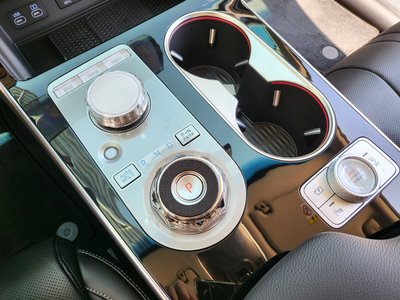 GENESIS GV80 - 9