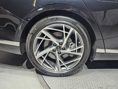 صورة 6 لـ 2022 Genesis G90 (RS4)