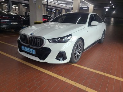 BMW I5 - 1