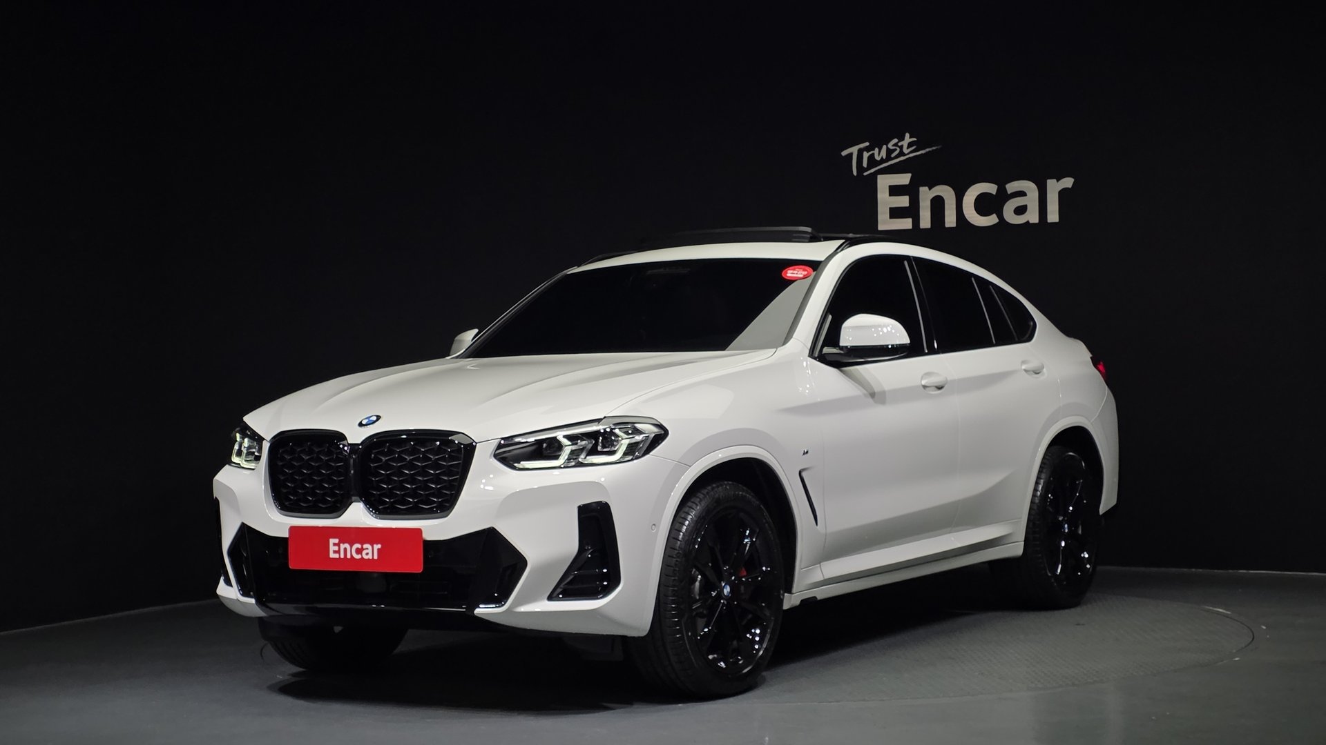 BMW X4 - View 1