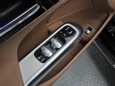 2025 Mercedes-BENZ E-CLASS — миниатюра 29