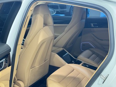 PORSCHE PANAMERA - 6