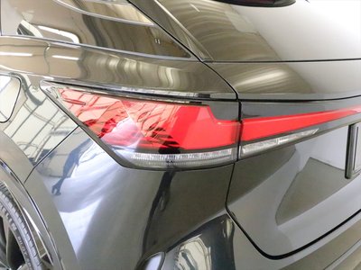 LEXUS RX - 9