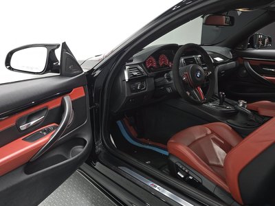 صورة مصغرة 13 لـ 2018 BMW M4
