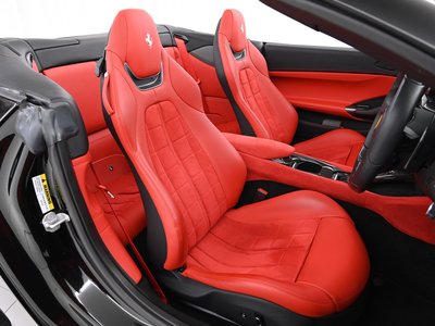 FERRARI PORTOFINO - 3