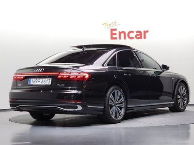 AUDI A8 - 4