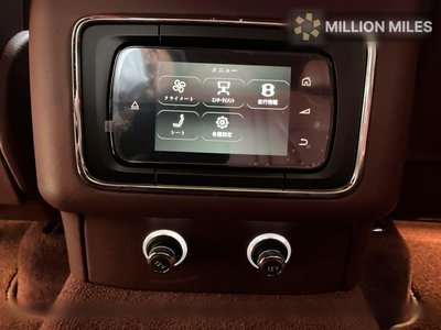 BENTLEY BENTAYGA - 8