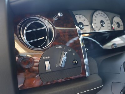 2014 ROLLS-ROYCE GHOST — миниатюра 48