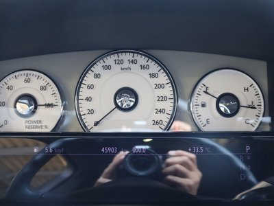 2014 ROLLS-ROYCE GHOST — миниатюра 52