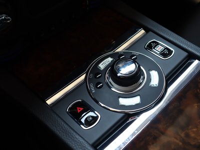 2014 ROLLS-ROYCE GHOST — миниатюра 40