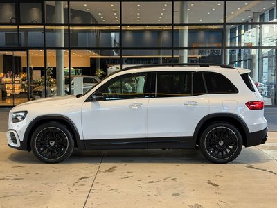 MERCEDES-BENZ GLB - 3