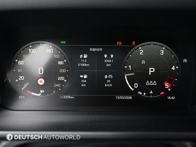 LAND ROVER DEFENDER - 8