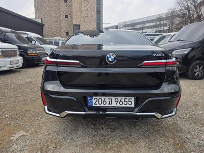 BMW 7 SERIES - 9