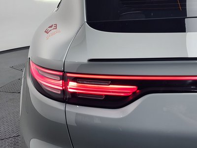 PORSCHE CAYENNE - 10