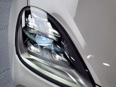 PORSCHE CAYENNE - 9