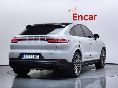 PORSCHE CAYENNE - 4