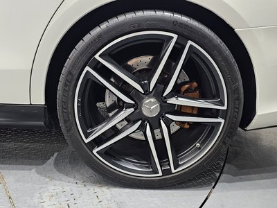 2019 Mercedes-BENZ E-CLASS photo 8