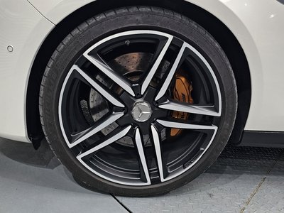 2019 Mercedes-BENZ E-CLASS photo 6