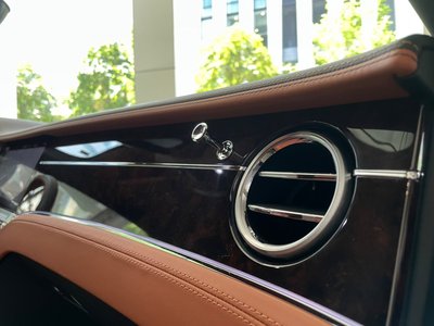 صورة مصغرة 22 لـ 2020 Bentley CONTINENTAL