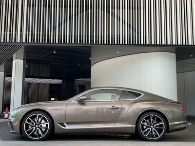 صورة 5 لـ 2020 Bentley CONTINENTAL