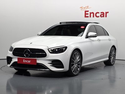 MERCEDES-BENZ E-CLASS - 1