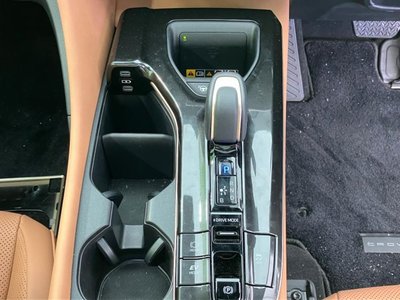 2025 Toyota CROWN SPORT 缩略图 15