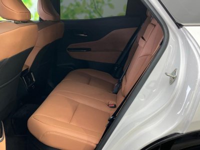 صورة 7 لـ 2025 Toyota CROWN SPORT