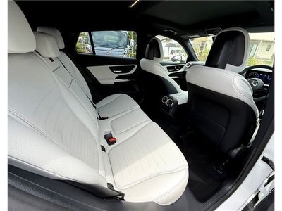 2024 Mercedes-BENZ GLC — миниатюра 30
