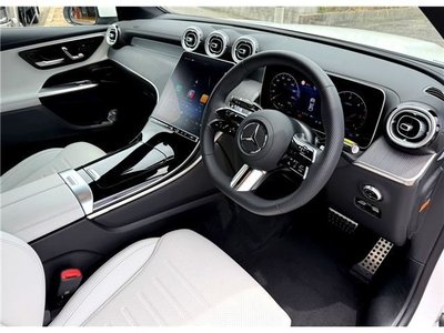 2024 Mercedes-BENZ GLC — миниатюра 18