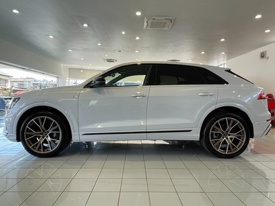 AUDI Q8 - 6