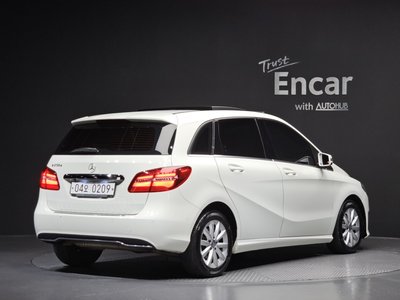 MERCEDES-BENZ B-CLASS - 4
