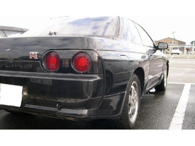 NISSAN SKYLINE GT-R - 3