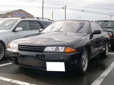 NISSAN SKYLINE GT-R