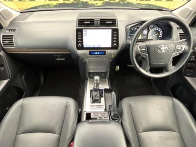 TOYOTA LAND CRUISER PRADO - 2