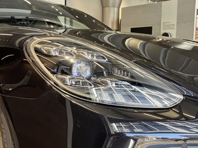PORSCHE PANAMERA - 6