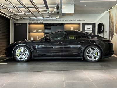 PORSCHE PANAMERA - 2