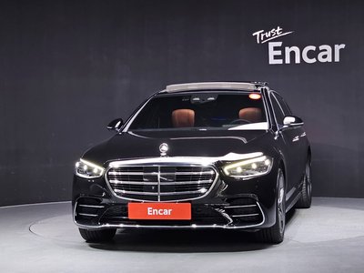 2022 Mercedes-BENZ S-CLASS photo 2