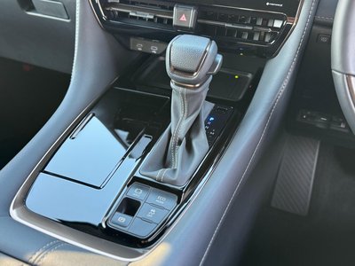 2025 Toyota ALPHARD thumbnail 64