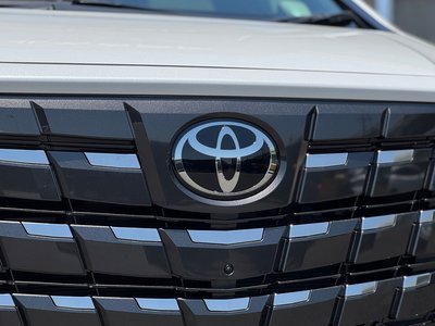 2025 Toyota ALPHARD thumbnail 21