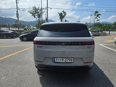 2023 LAND Rover RANGE ROVER SPORT photo 3