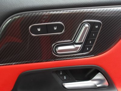 2025 Mercedes-BENZ GLA AMG 照片 8