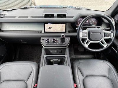 صورة 3 لـ 2024 LAND Rover DEFENDER