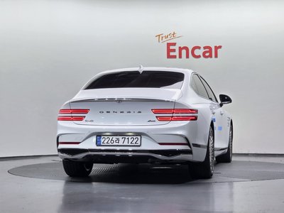 GENESIS G80 (RG3) - 3