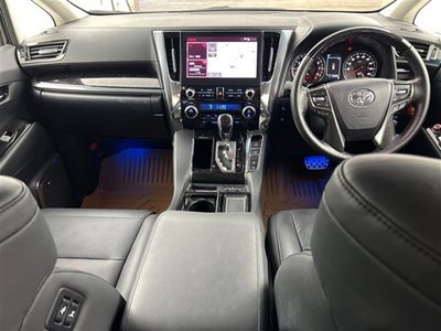 TOYOTA ALPHARD - 2