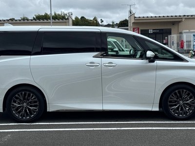 TOYOTA VELLFIRE - 3