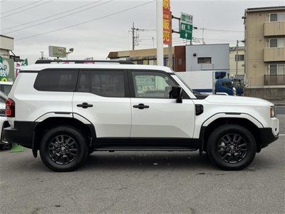 TOYOTA LAND CRUISER 250 - 6