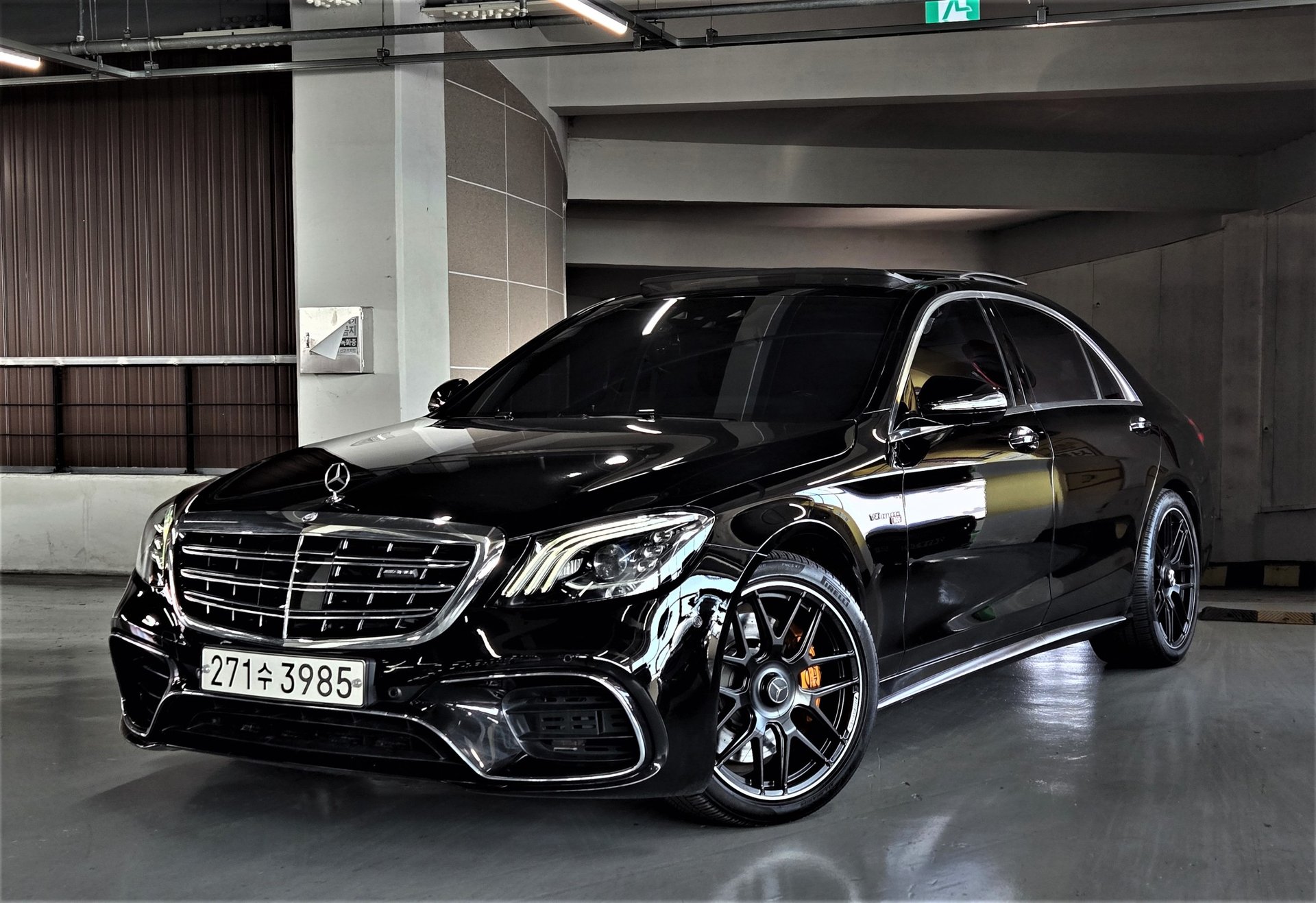 MERCEDES-BENZ S-CLASS - View 1