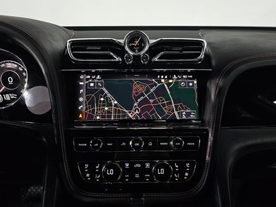 2024 Bentley BENTAYGA thumbnail 18